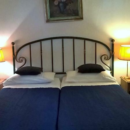 Jessy'S Rooms Рим Екстер'єр фото
